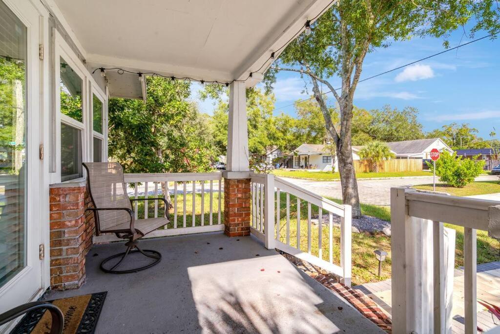Cozy Bungalow With Patio & Grill, Private And Location Tampa Bagian luar foto